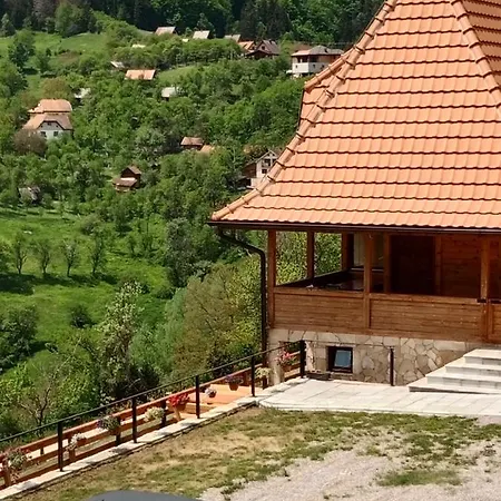 Zaovinska Panorama I Apartman *